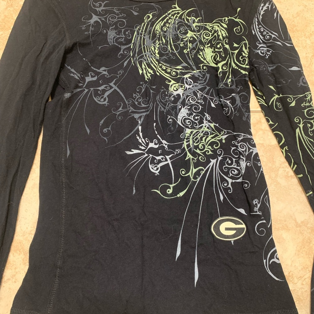 Realtree Black and Green University of Georgia shirt and capris outfit
